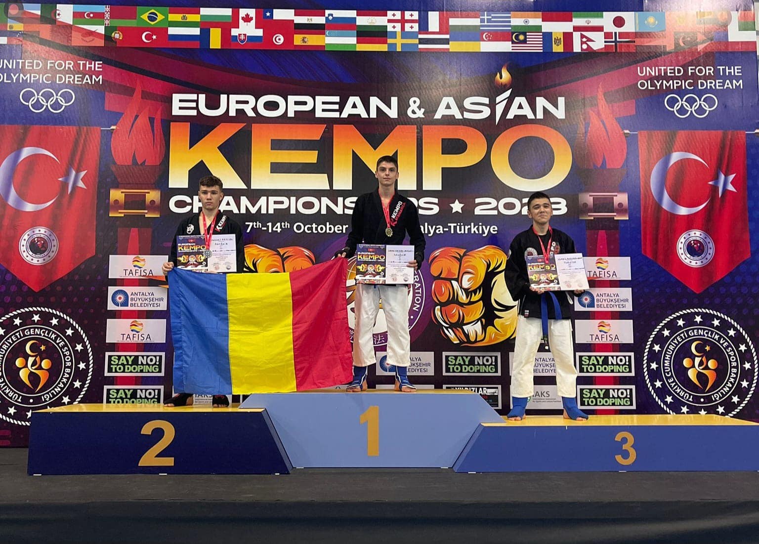 Sportivii SCM Universitatea Craiova, Ionut Iancu si Cristian Sandu,campioni la Campionatele Europene de Kempo 
