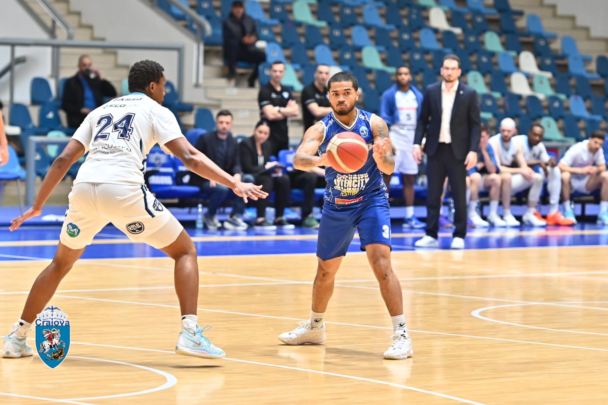  SCMU CRAIOVA ÎNVINGE CSO VOLUNTARI: 89-70! O SEARĂ DE VIS LA POLIVALENTĂ!