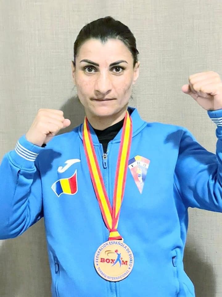  Eugenia Anghel a câştigat medalia de aur la Campionatele Balcanice de box de la Albena 