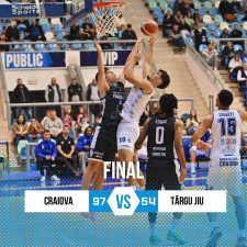 Spectacol total în Polivalentă! SCMU Craiova – victorie clară în fața celor de la CSM Târgu Jiu! 